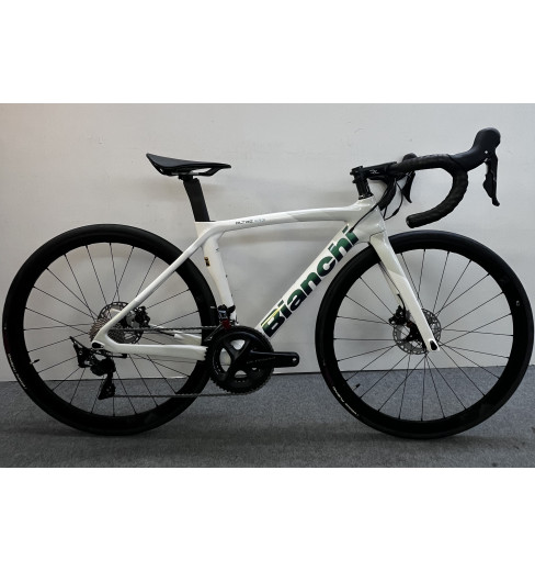BIANCHI v&eacute;lo route Oltre XR3 CV DISC SHIMANO 11S Blanc