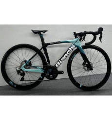 BIANCHI Oltre XR3 CV DISC SHIMANO 11S road bike  green black 