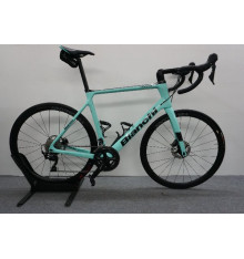 Bianchi Infinito XE used Compact road bike - Size 59