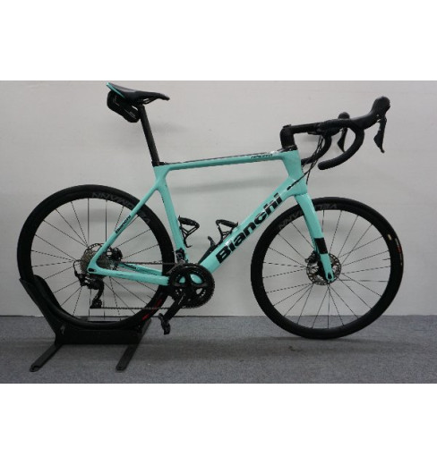 Bianchi Infinito XE used Compact road bike - Size 59