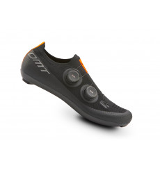 DMT KR0 black road cycling shoes