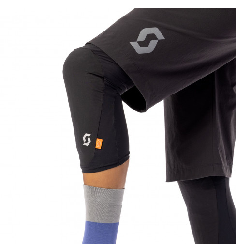 SCOTT short VTT avec chamois femme TRAIL VERTIC 2024