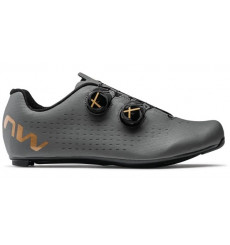 NORTHWAVE Revolution 3 unisex road cycling shoes - Grey / gold